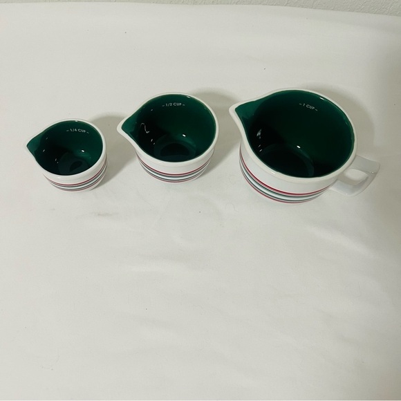 Chantal Ceramic Measuring Cups 3 Piece Set Green/White 1 Cup, 1/2 Cup, 1/4 Cup - Picture 6 of 8